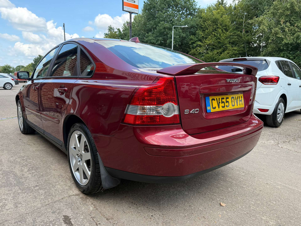 Volvo S40 Se 4-Door Red #11