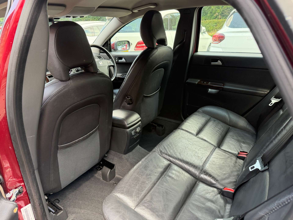 Volvo S40 Se 4-Door Red #22