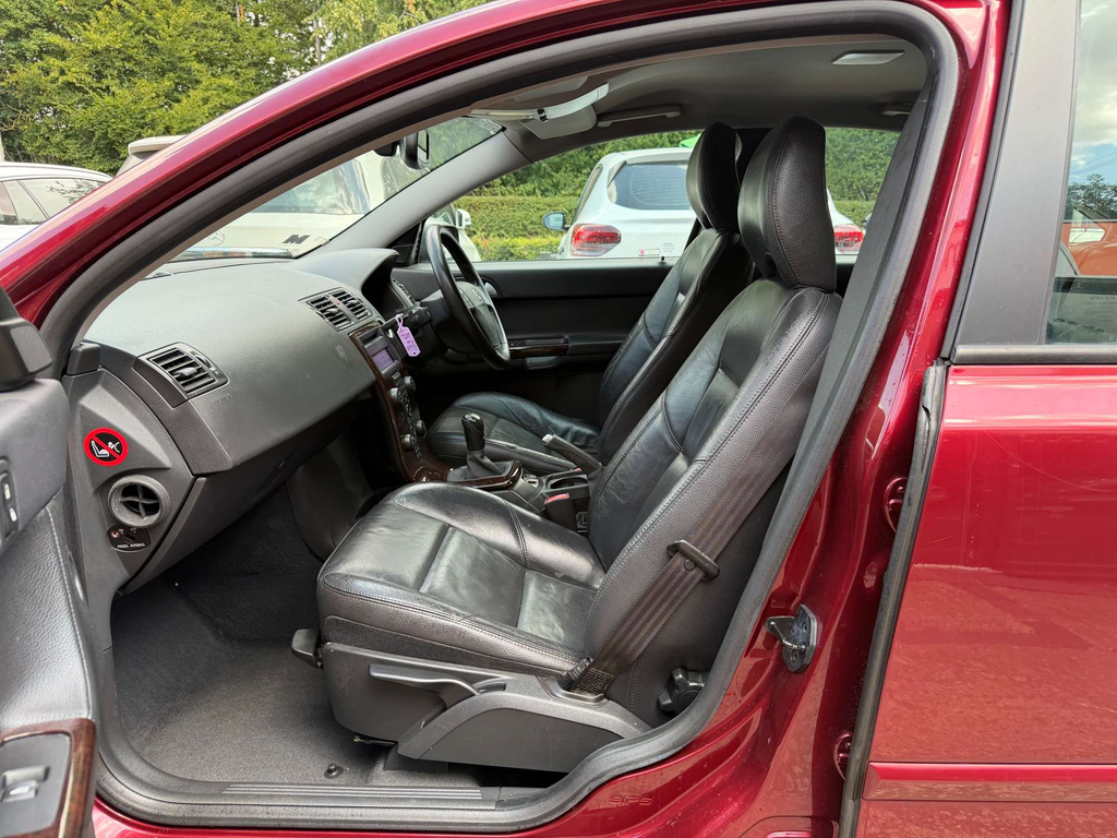 Volvo S40 Se 4-Door Red #20