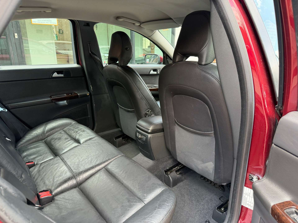Volvo S40 Se 4-Door Red #19