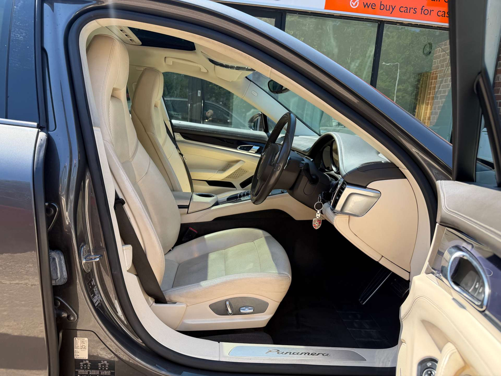 Porsche Panamera D V6 Tiptronic #2