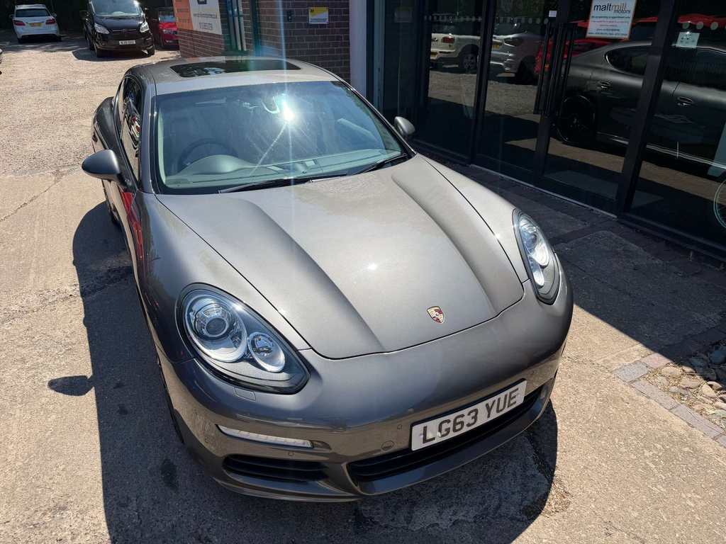 Porsche Panamera Hatchback 3.0D Grey #8