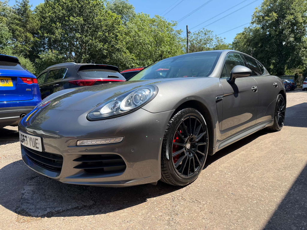 Porsche Panamera Hatchback 3.0D Grey #11