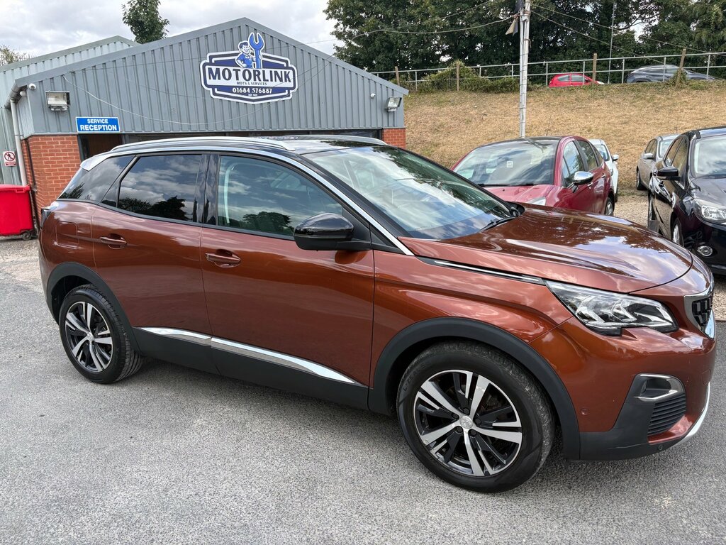 Peugeot 3008 1.2 Puretech Allure Suv Euro 6 Brown #2
