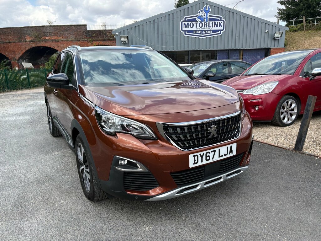 Peugeot 3008 1.2 Puretech Allure Suv Euro 6 Brown