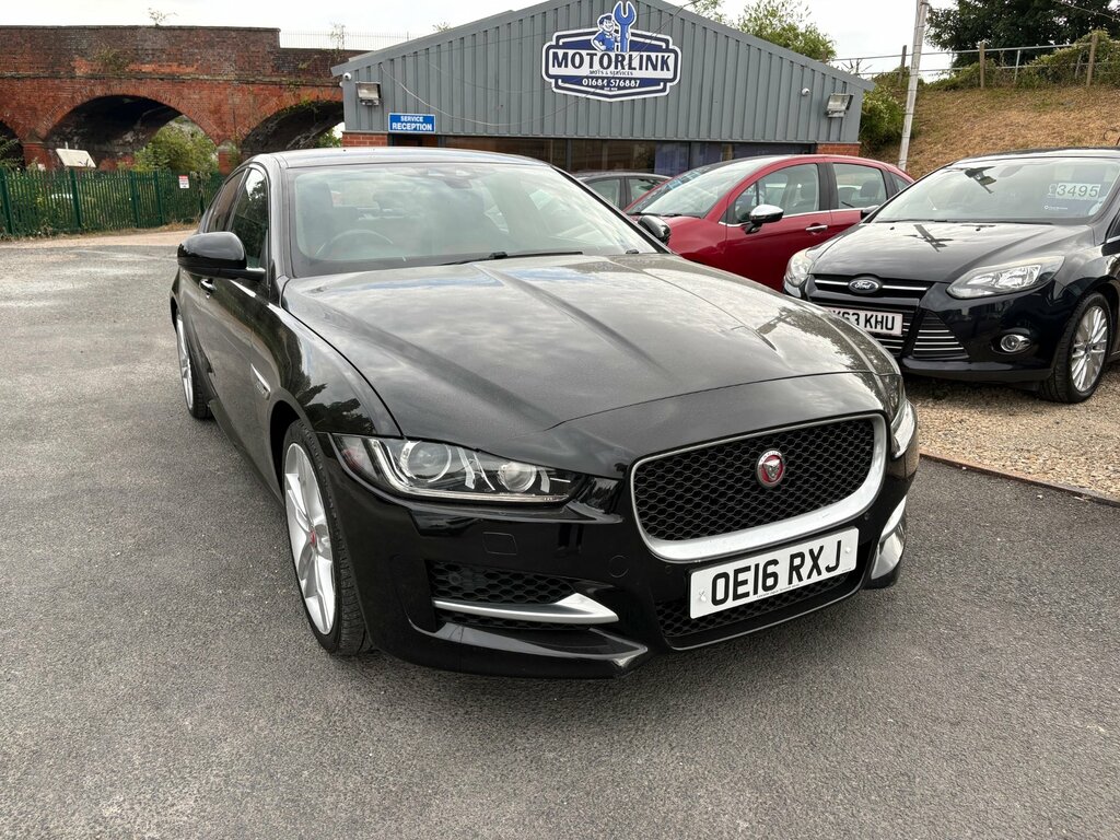 Jaguar XE 2.0D R-sport Saloon Euro 6 Ss Black