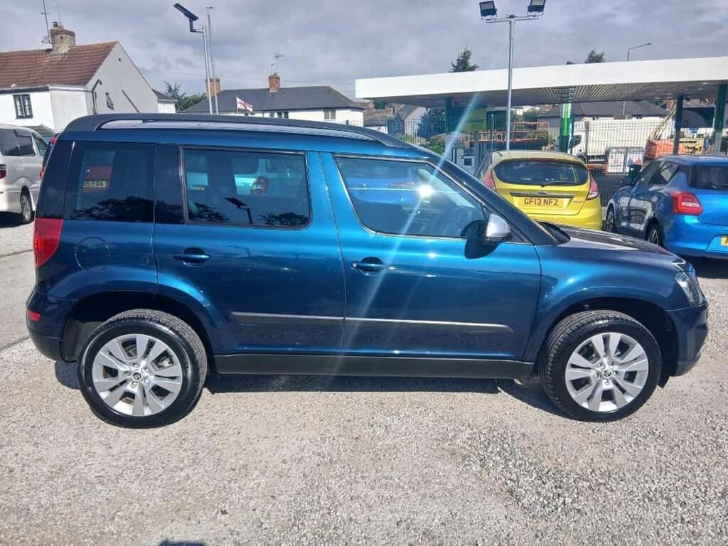 Skoda Yeti 2.0 Tdi Se L Euro 6 Ss White #7