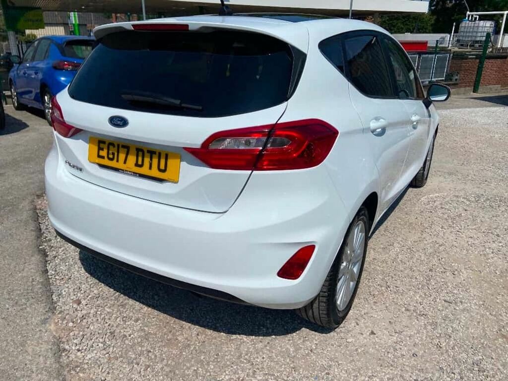 Ford Fiesta Titanium Panoramic Sunroof White #4