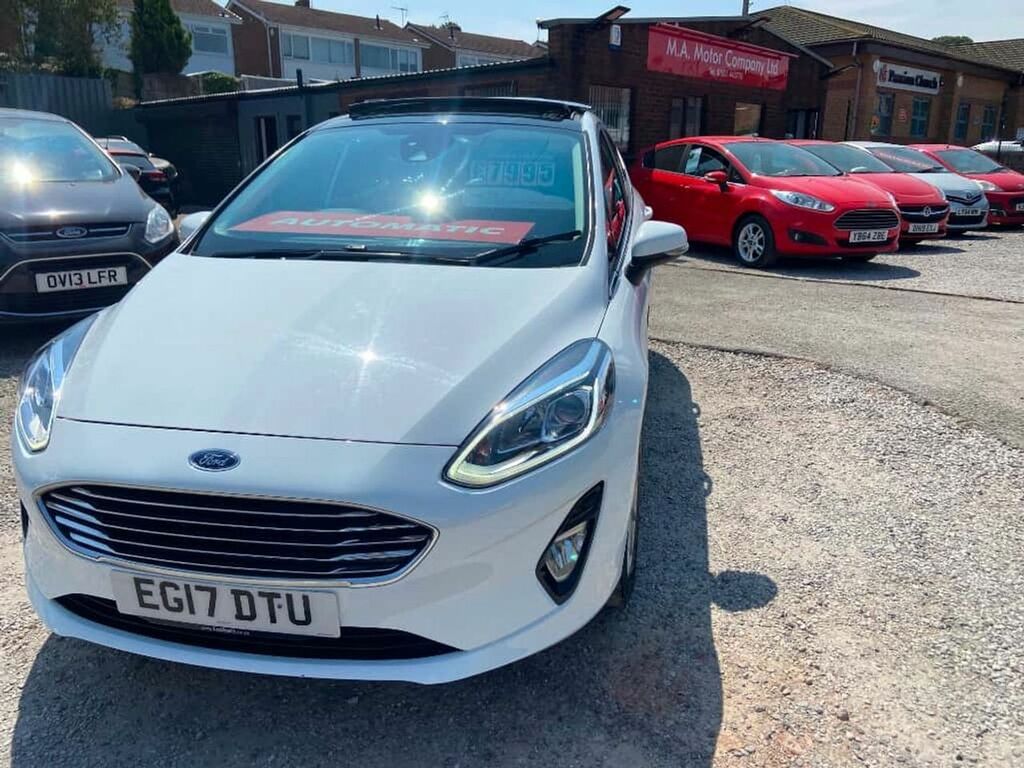 Ford Fiesta Titanium Panoramic Sunroof White #2