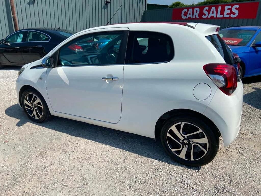 Peugeot 108 Active Red #9