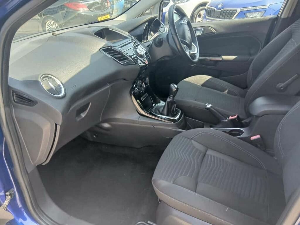 Ford Fiesta Titanium Black #12
