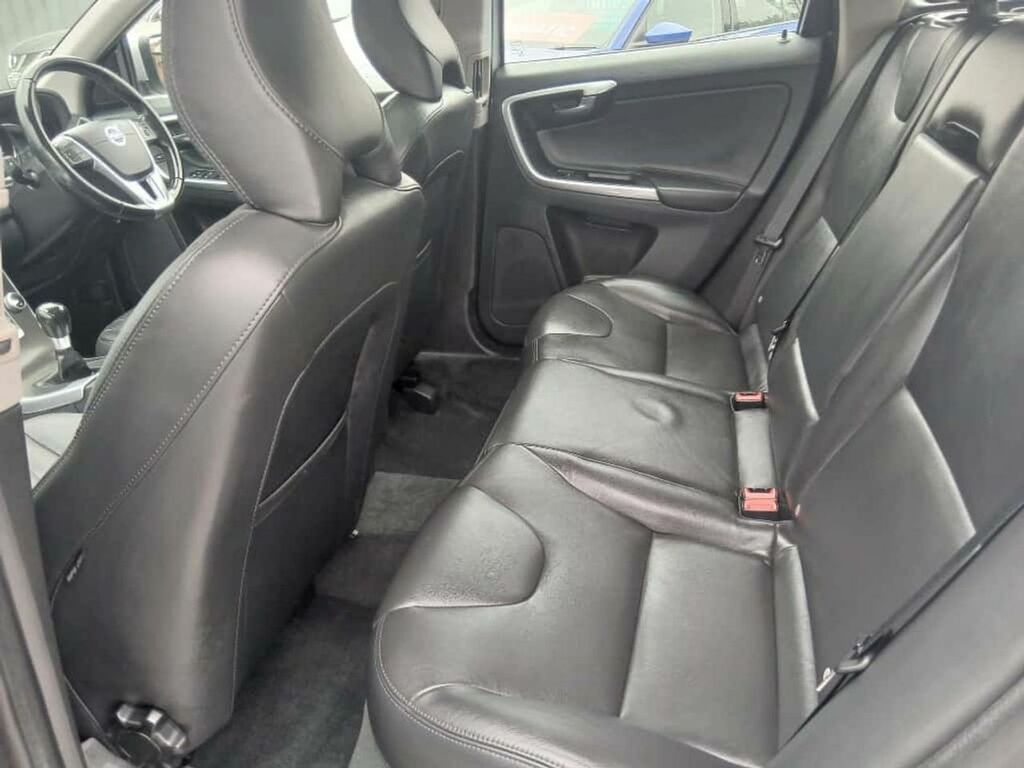 Volvo XC60 2015 65 2.4 White #15