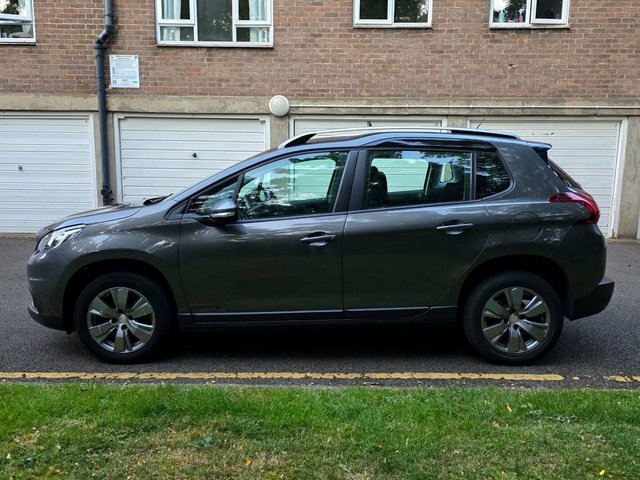 Peugeot 2008 Puretech Active Suv Grey #4