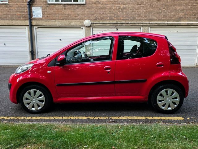 Peugeot 107 12V Active Hatchback Red #4