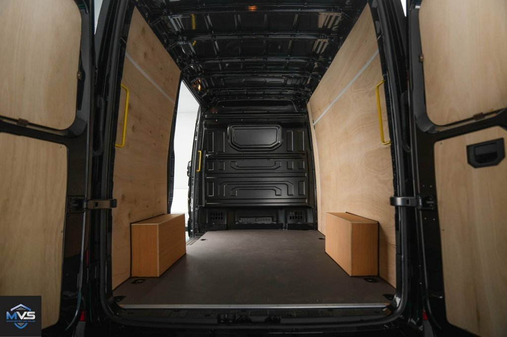 Volkswagen Crafter Cr35 Tdi 4Motion 180Bhp Mwb Pure Grey R Style PGCRAF4 Grey #6
