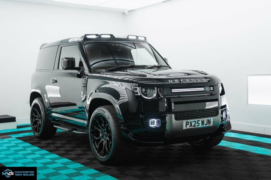 Land Rover Defender 90 3L X-dynamic Hse Black