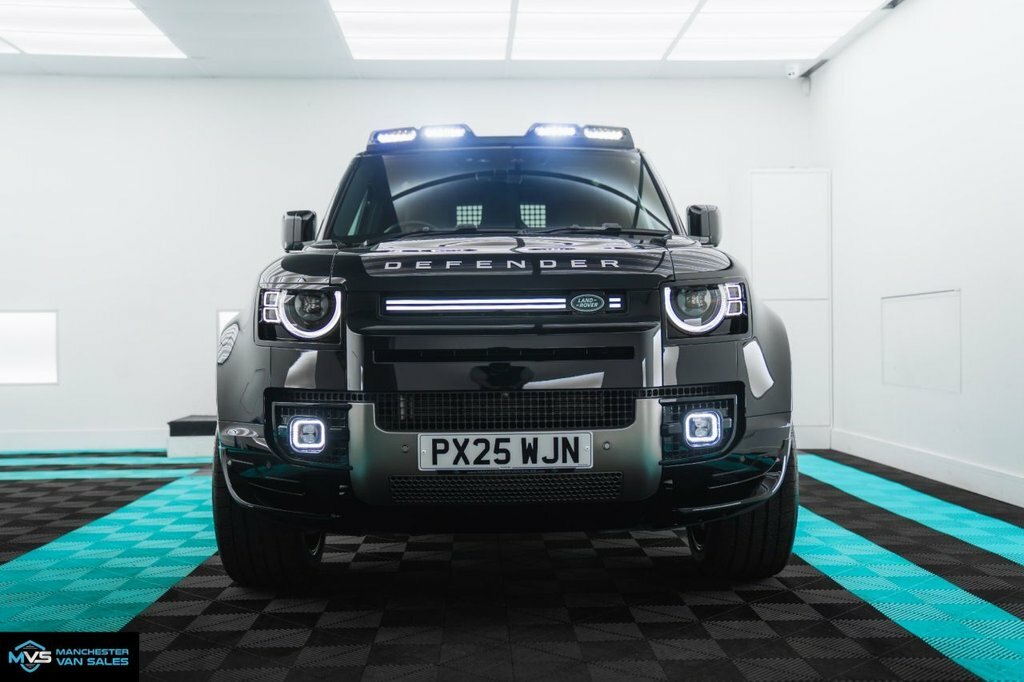Land Rover Defender 90 3L X-dynamic Hse PX25WJN Black #4