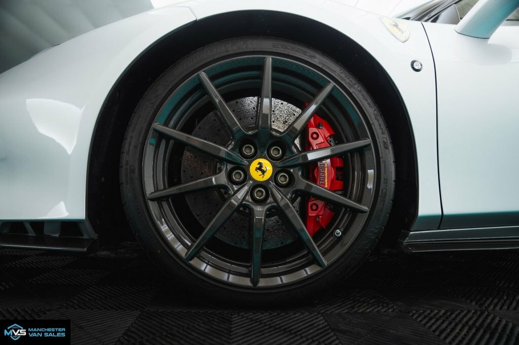 Ferrari F8 Tributo Tributo Red #19