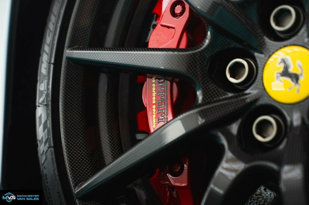 Ferrari F8 Tributo Tributo Red #29