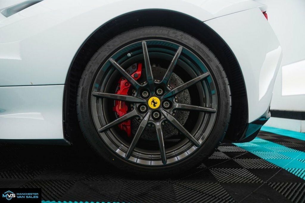 Ferrari F8 Tributo Tributo Red #20