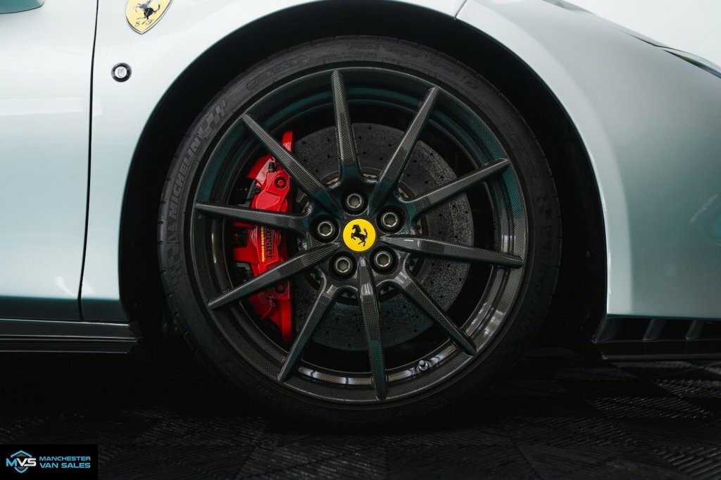 Ferrari F8 Tributo Tributo Red #18