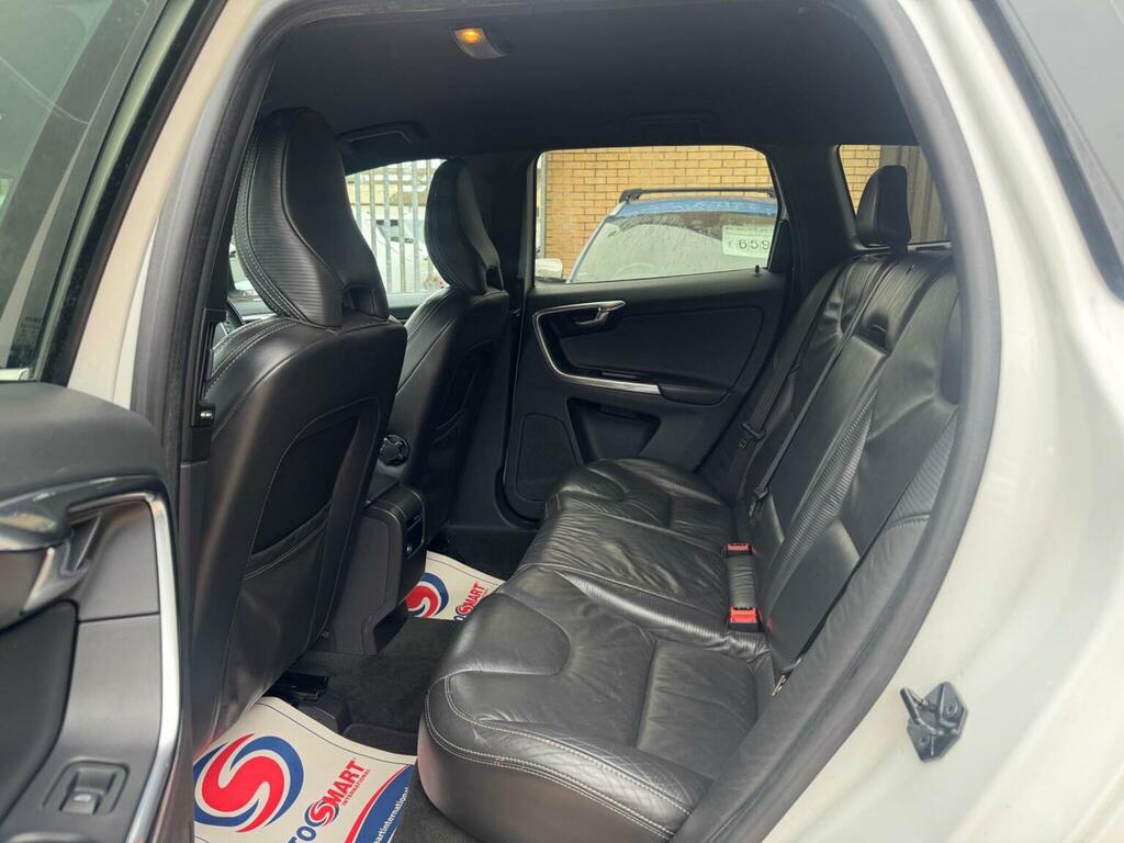 Volvo XC60 2.4 D5 Se Lux Nav Geartronic Awd Euro 5 Gold #15