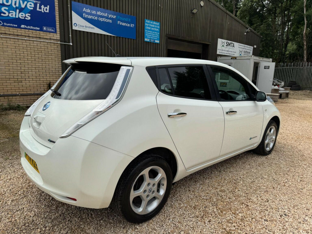 Nissan Leaf Hatchback Grey #21