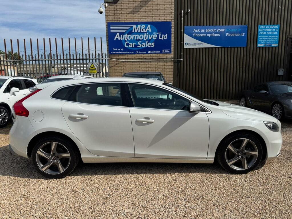 Volvo V40 2.0 T2 R-design Euro 6 Ss White #5