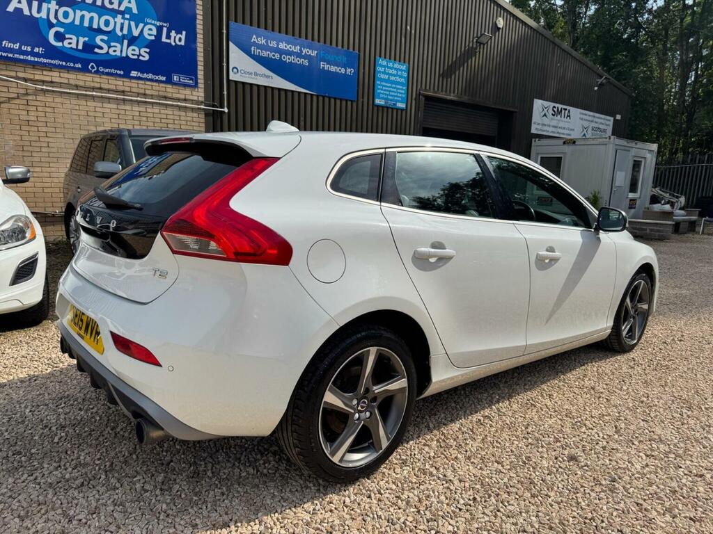 Volvo V40 2.0 T2 R-design Euro 6 Ss White #4