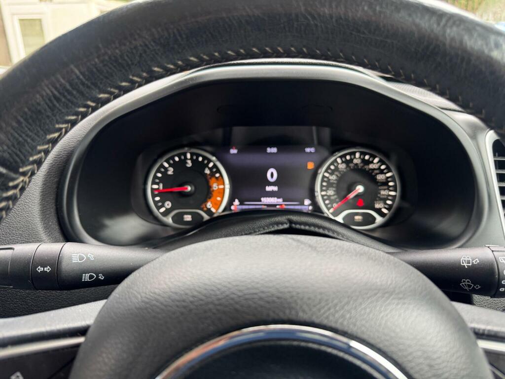 Jeep Renegade Suv Grey #10