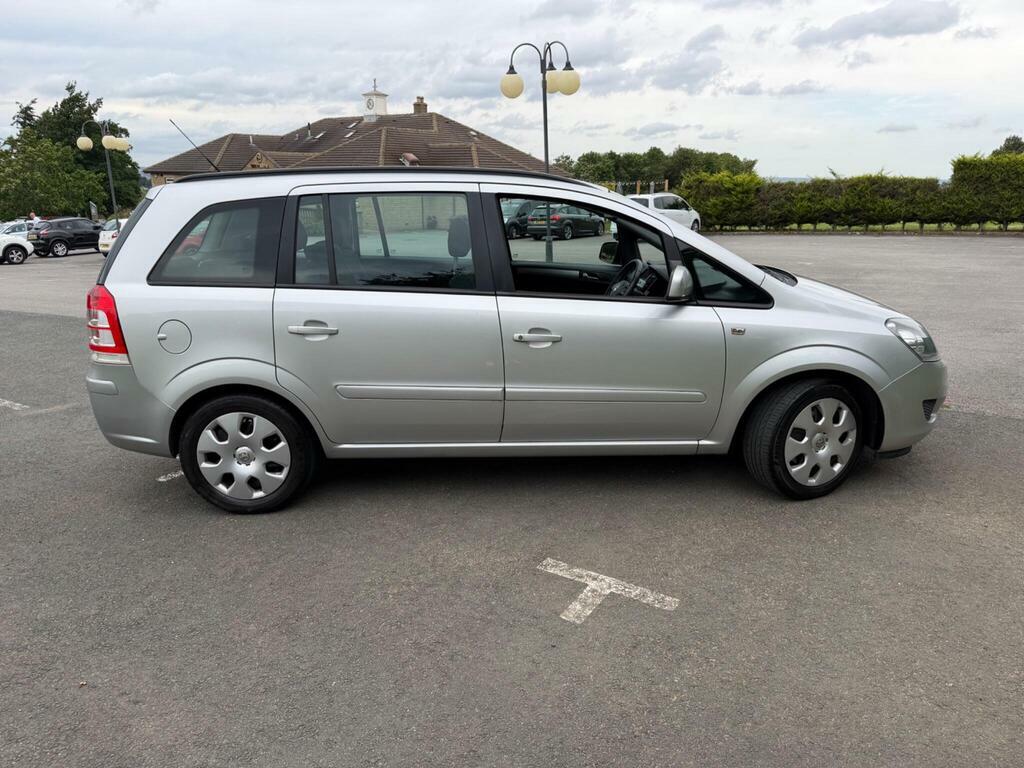 Vauxhall Zafira 1.6 16V Exclusiv Euro 5 Blue #10