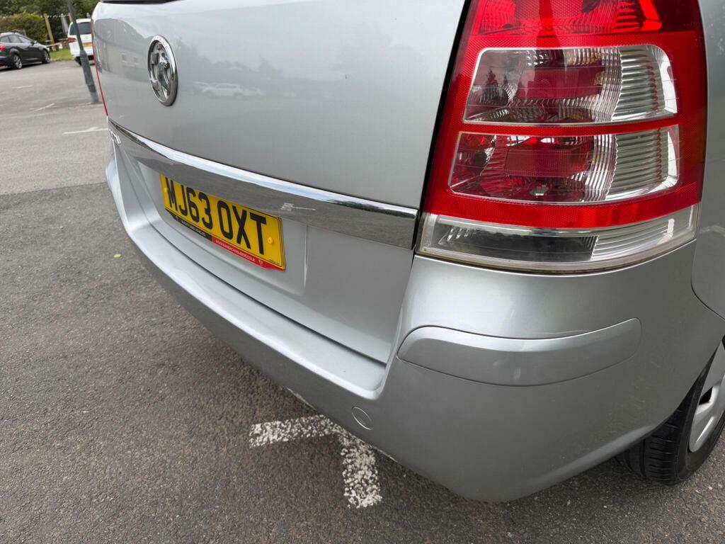 Vauxhall Zafira 1.6 16V Exclusiv Euro 5 Blue #36
