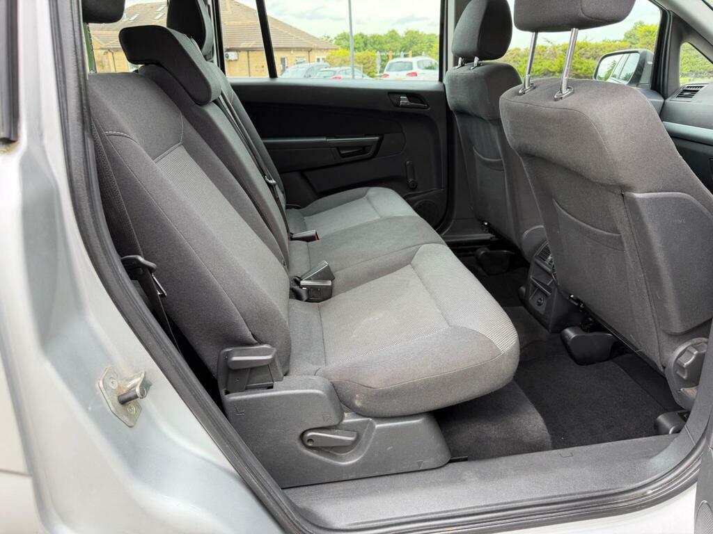 Vauxhall Zafira 1.6 16V Exclusiv Euro 5 Blue #17