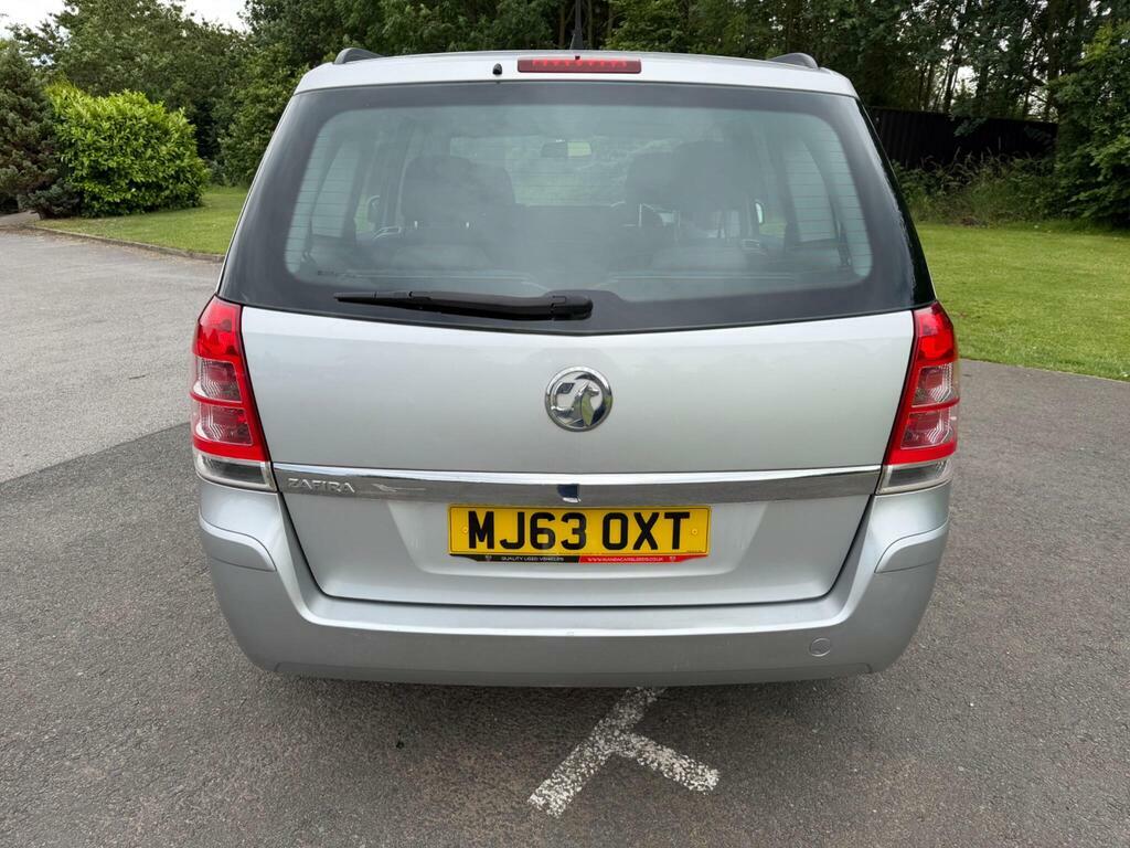 Vauxhall Zafira 1.6 16V Exclusiv Euro 5 Blue #9