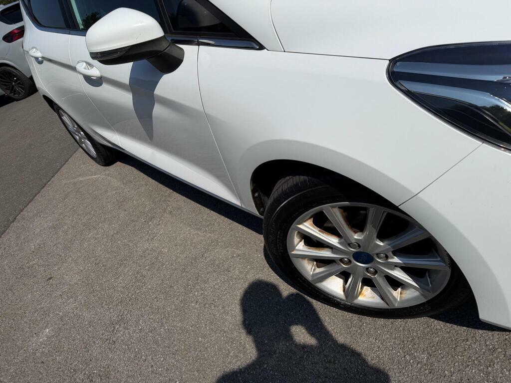 Ford Fiesta 1.0T Ecoboost Titanium Euro 6 S S White #6