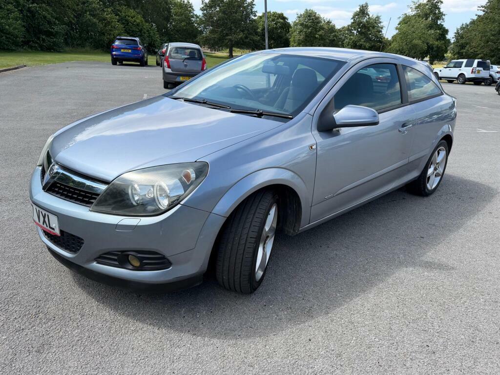 Vauxhall Astra Hatchback Black #3