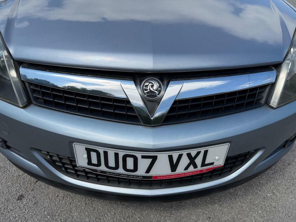 Vauxhall Astra Hatchback Black #36