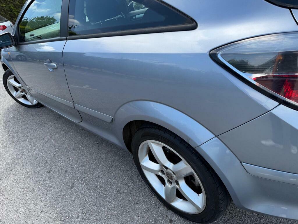 Vauxhall Astra Hatchback Black #7
