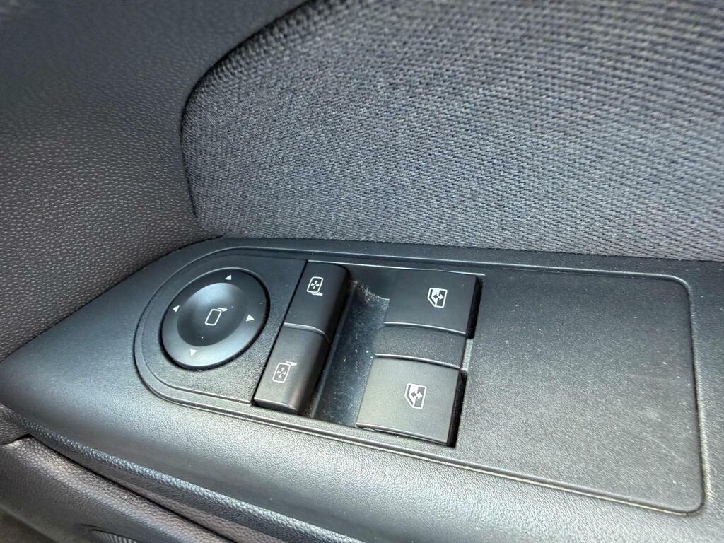 Vauxhall Astra Hatchback Black #23