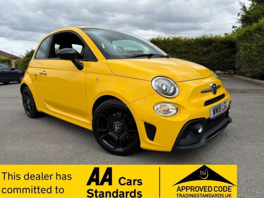 Abarth 595 1.4 T-jet Trofeo Euro 6 Yellow