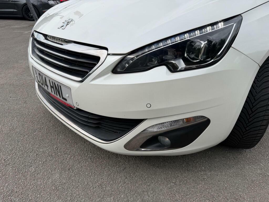 Peugeot 308 1.6 Hdi Active Hatchback Euro 5 White #37
