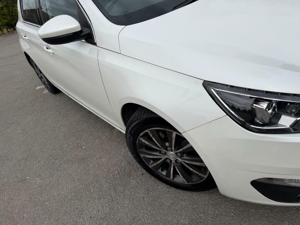 Peugeot 308 1.6 Hdi Active Hatchback Euro 5 White #38