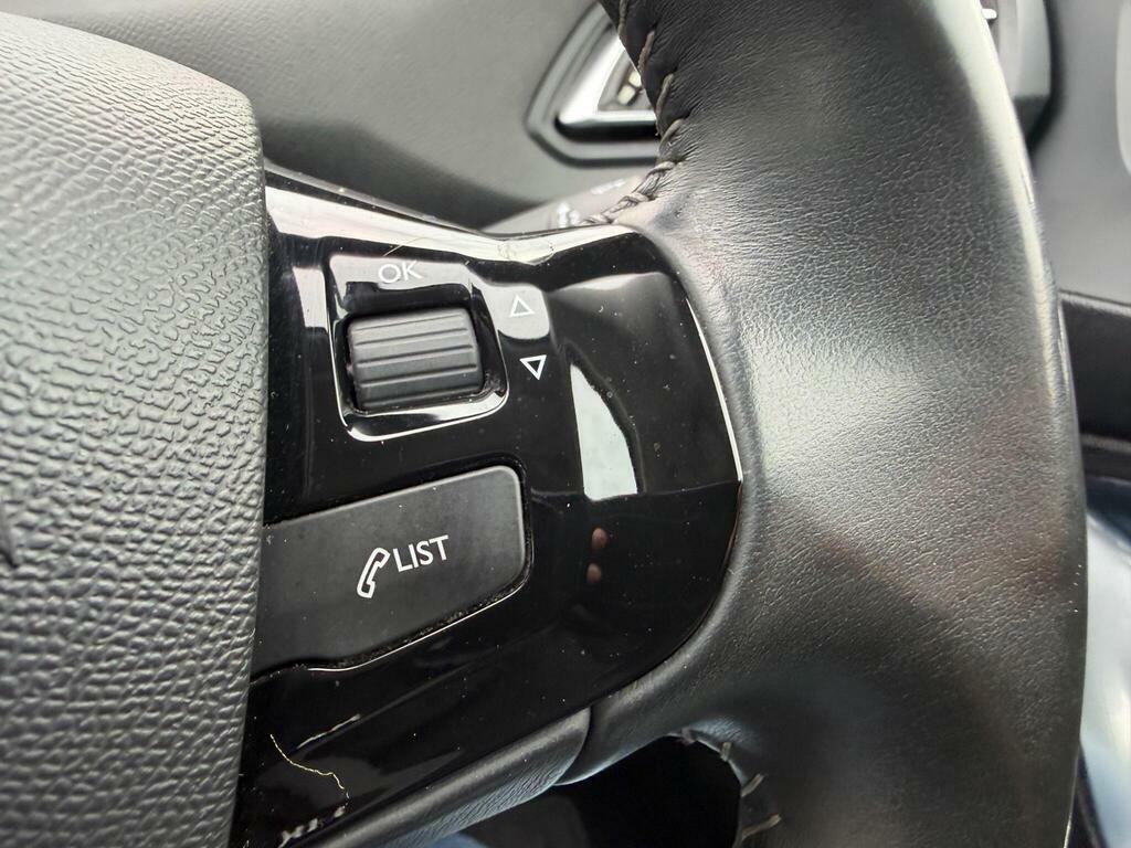Peugeot 308 1.6 Hdi Active Hatchback Euro 5 White #23