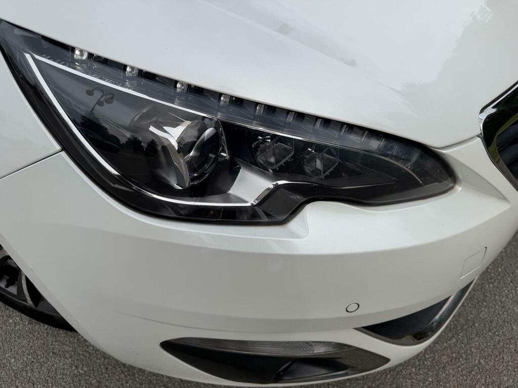 Peugeot 308 1.6 Hdi Active Hatchback Euro 5 White #36