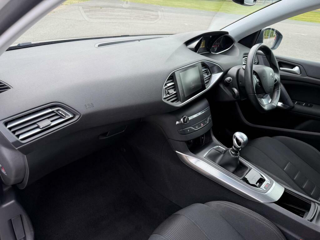 Peugeot 308 1.6 Hdi Active Hatchback Euro 5 White #15