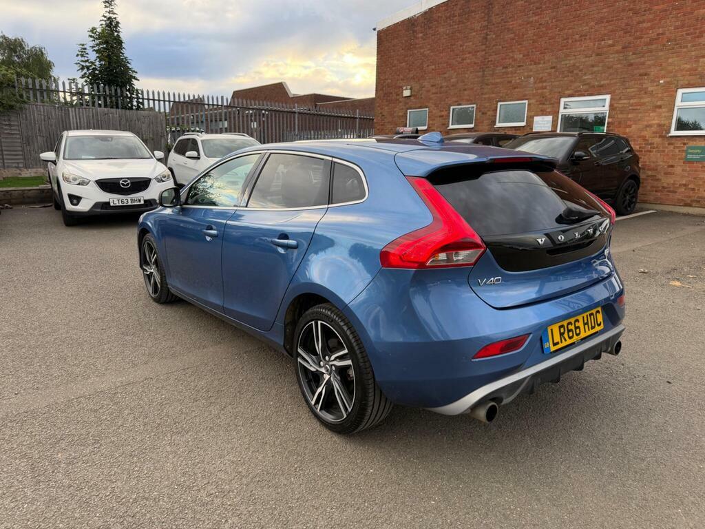 Volvo V40 2.0 D2 R-design Pro Euro 6 S S Blue #4