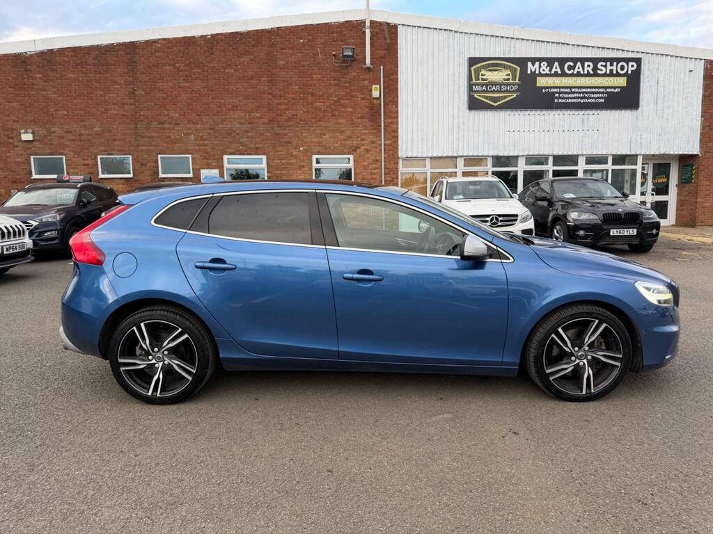 Volvo V40 2.0 D2 R-design Pro Euro 6 S S Blue #6