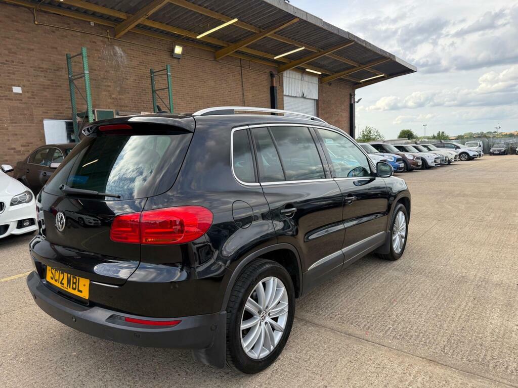 Volkswagen Tiguan 2.0 Tdi Bluemotion Tech Sport Dsg 4Wd Euro 5 S S Black #4