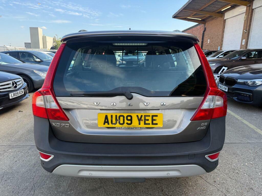 Volvo XC70 2.4 D5 Se Lux Geartronic Awd Euro 4 Gold #31