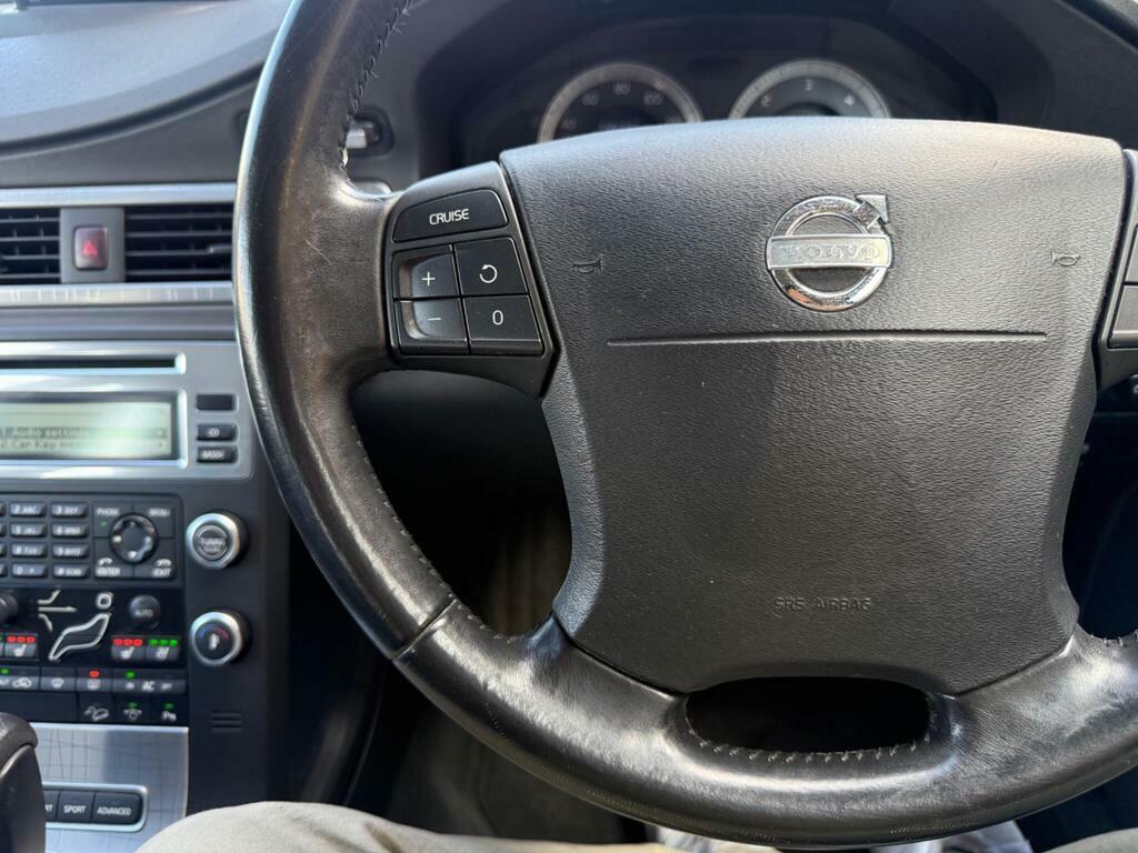 Volvo XC70 2.4 D5 Se Lux Geartronic Awd Euro 4 Gold #27